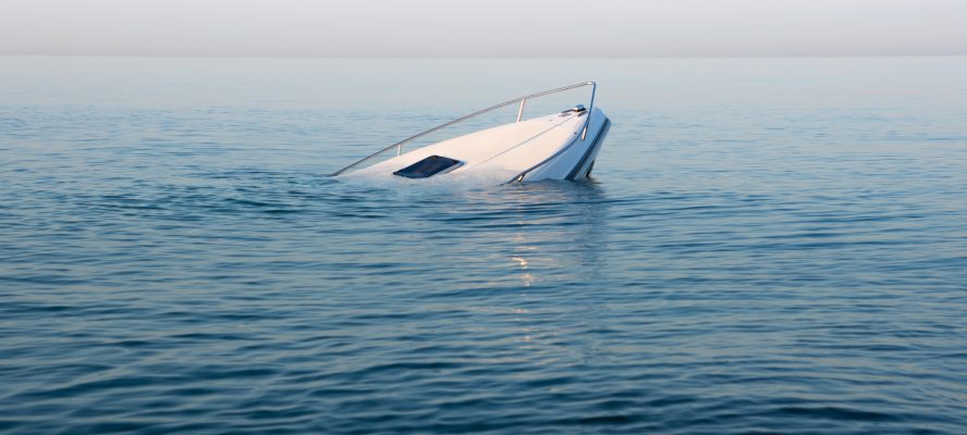 yacht sinking off washington coast